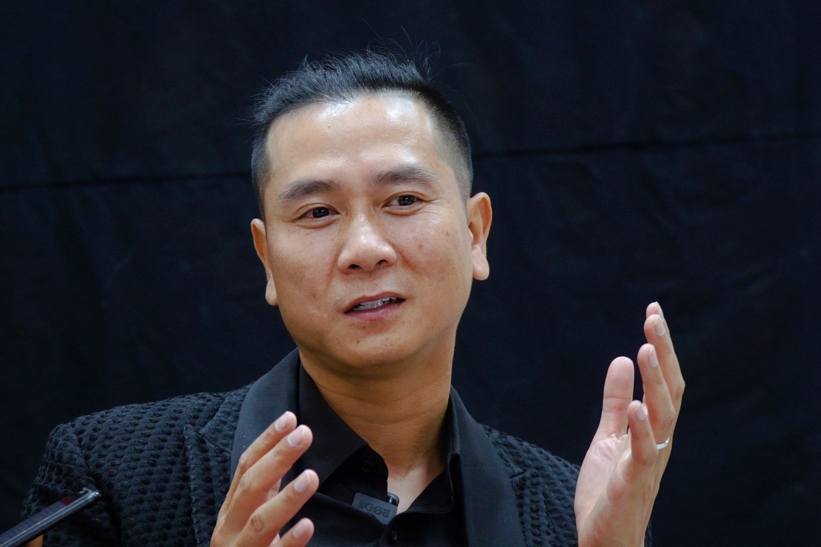 Ho Hoai Anh: 'Van con cai nhin tieu cuc ve cac rapper' hinh anh