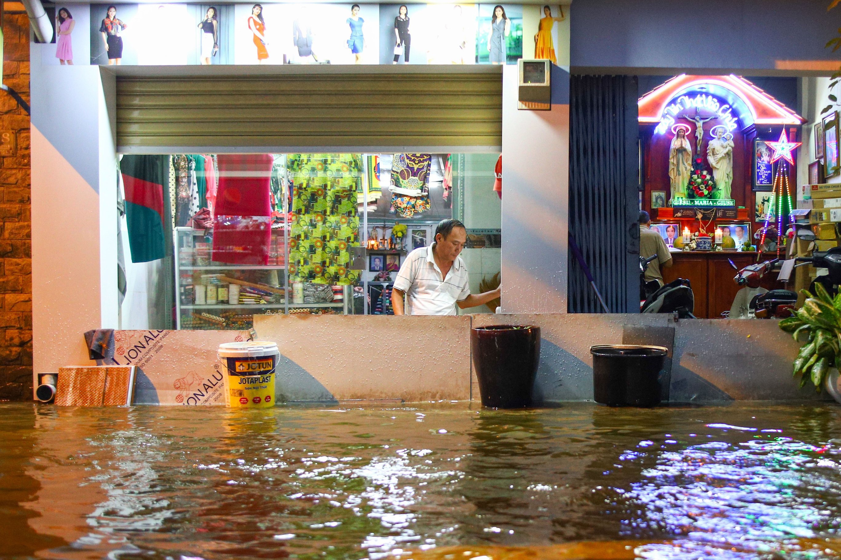 Trang dem canh trieu cuong hinh anh