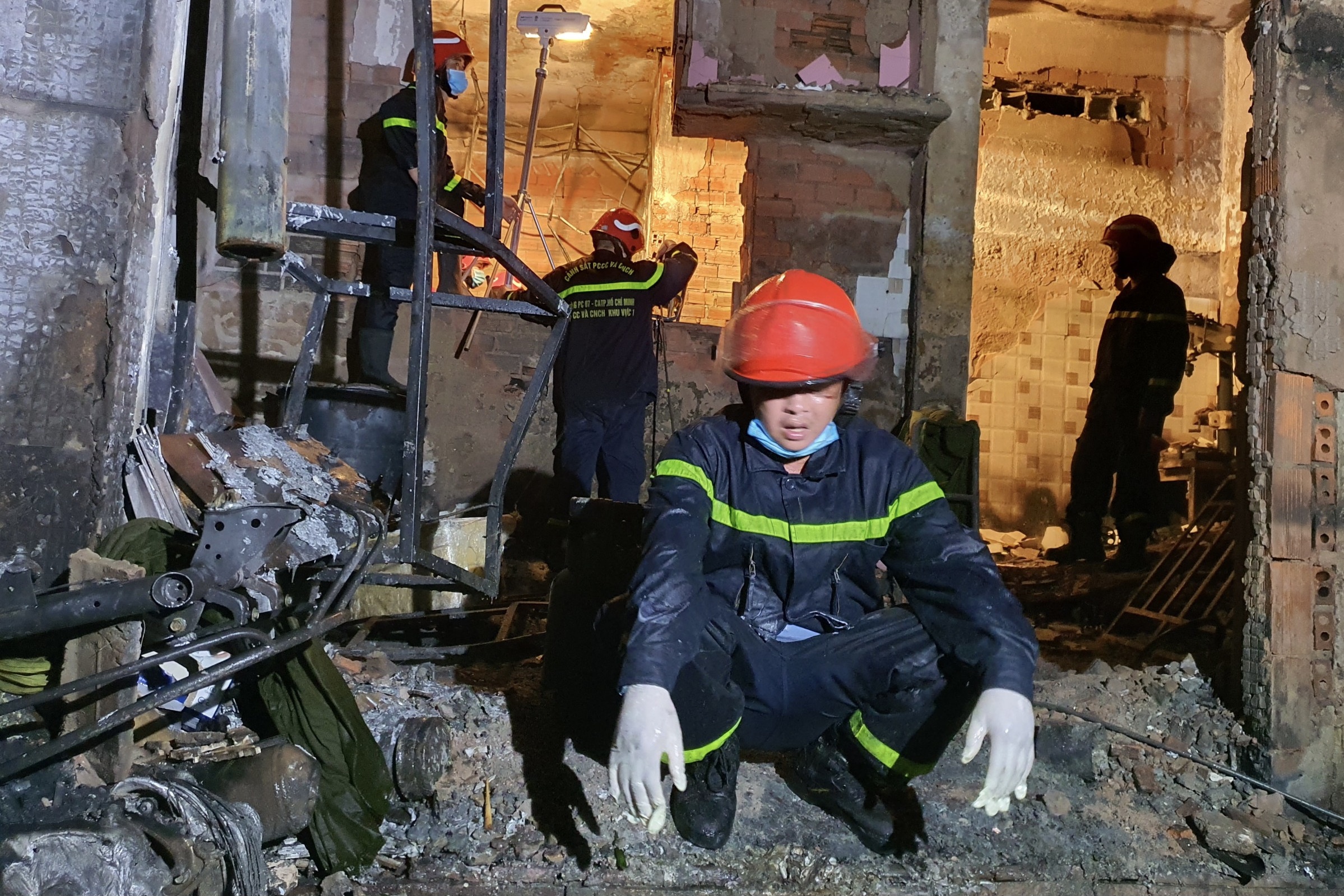 Lanh dao TP.HCM noi ve vu chay 8 nguoi chet hinh anh