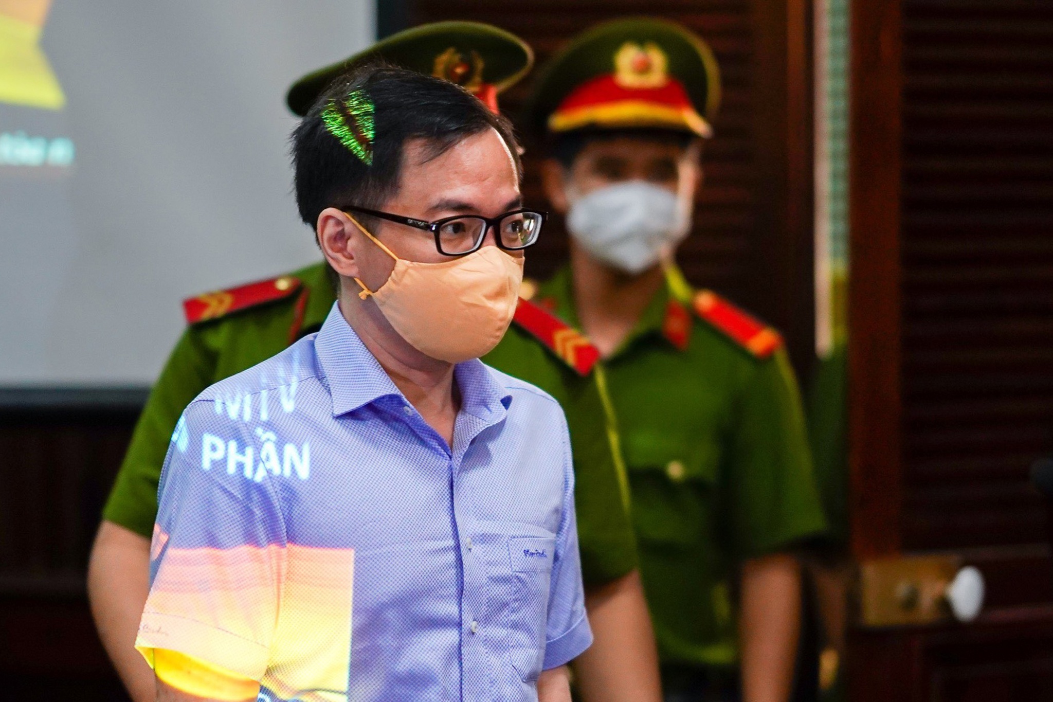 Cuu Chu tich HDQT Sadeco khai lam theo chi dao cua ong Tat Thanh Cang hinh anh