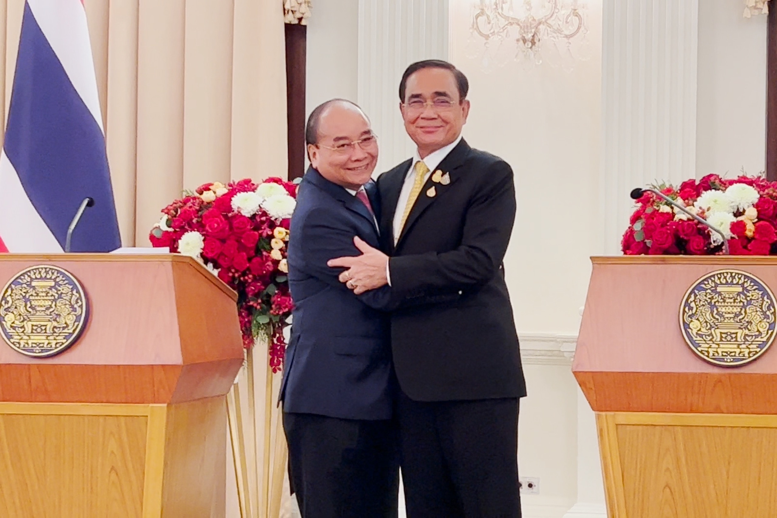 Viet Nam ung ho Thai Lan dam nhiem thanh cong vai tro chu tich APEC hinh anh