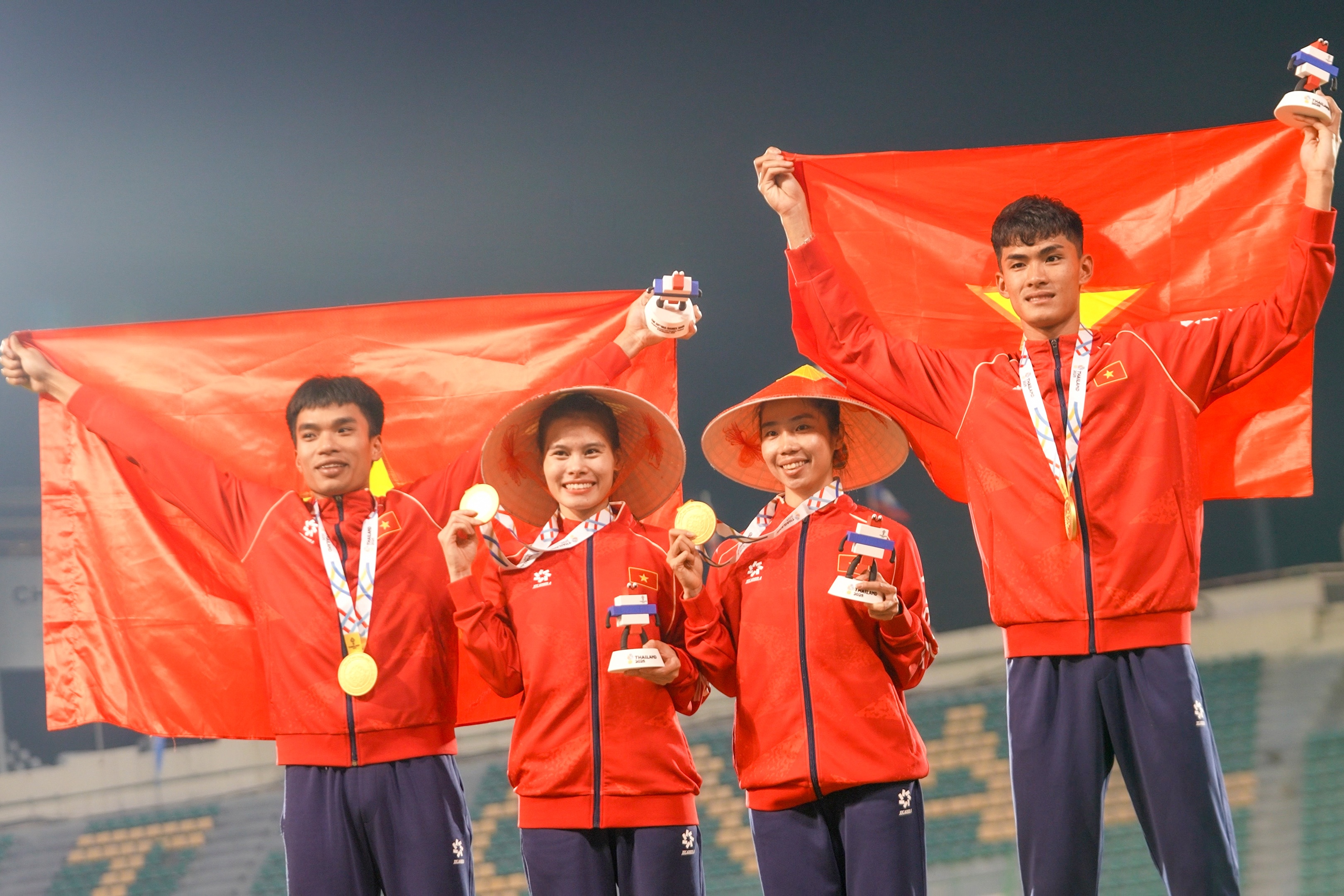 Dien kinh Viet Nam pha sau ky luc SEA Games cua Thai Lan hinh anh