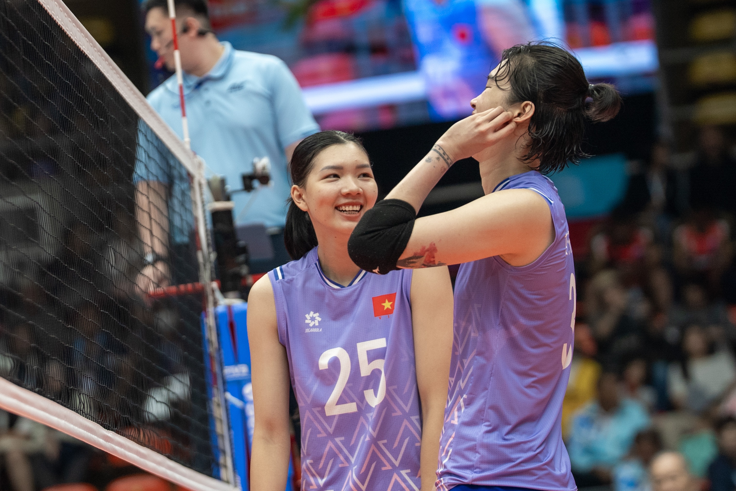 Bong chuyen nu Viet Nam vao chung ket SEA Games 33 hinh anh