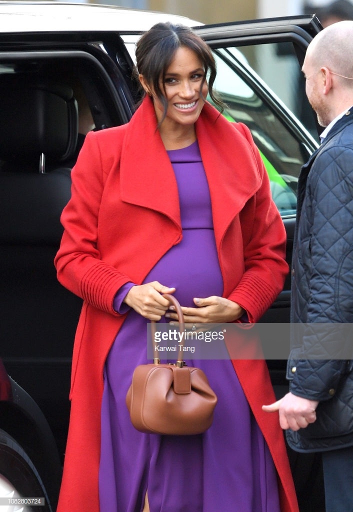 túi xách của Meghan Markle  ảnh 2 tui xach cua Meghan Markle anh 2