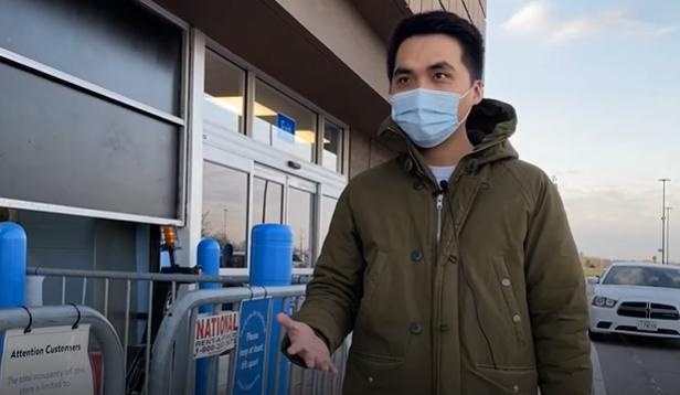 Toi di sieu thi o My giua mua dich hinh anh