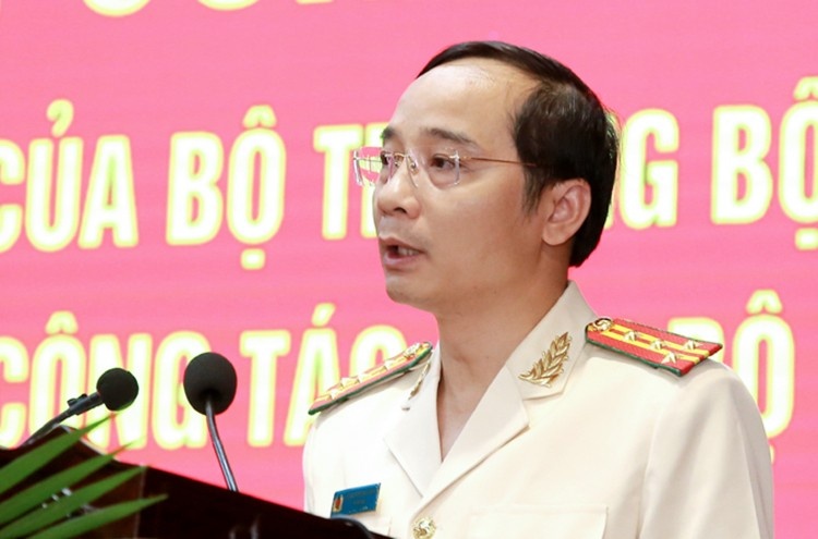 Dieu dong can bo anh 2