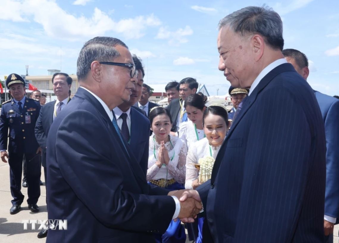 Chu tich nuoc To Lam anh 2