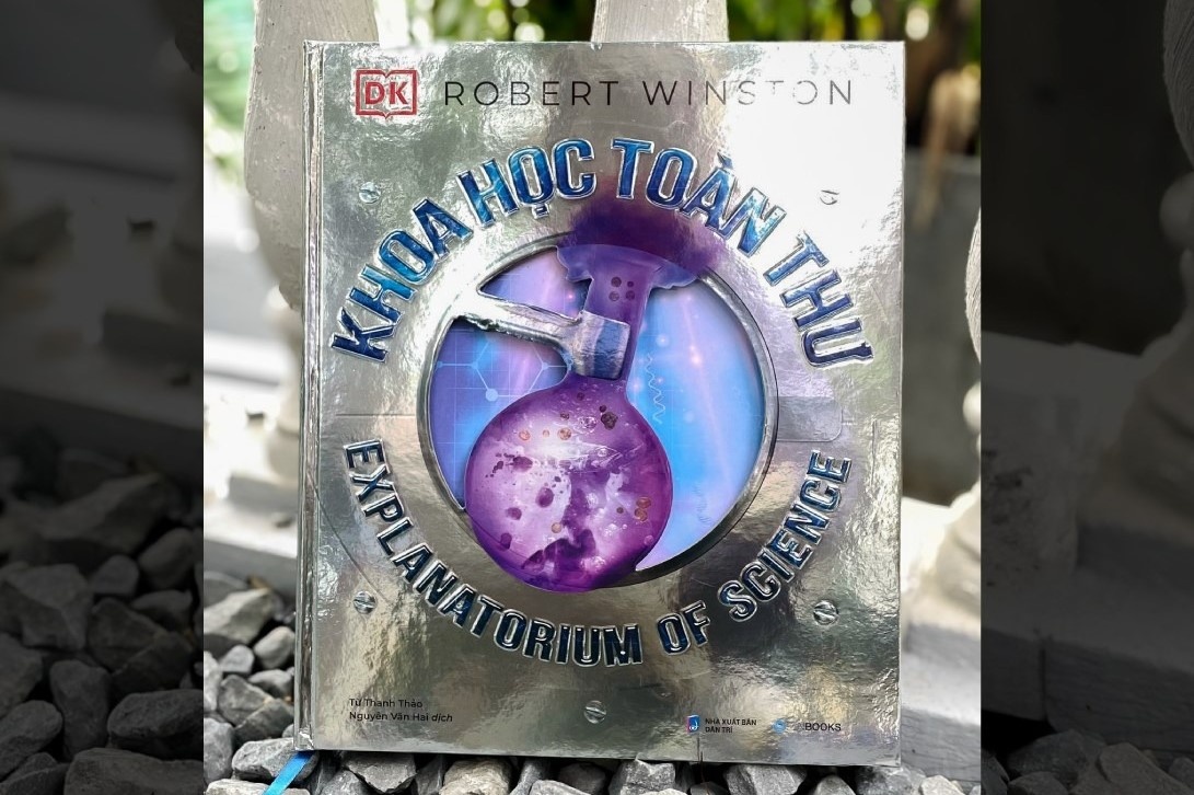 Phieu luu vao the gioi khoa hoc day mau sac hinh anh