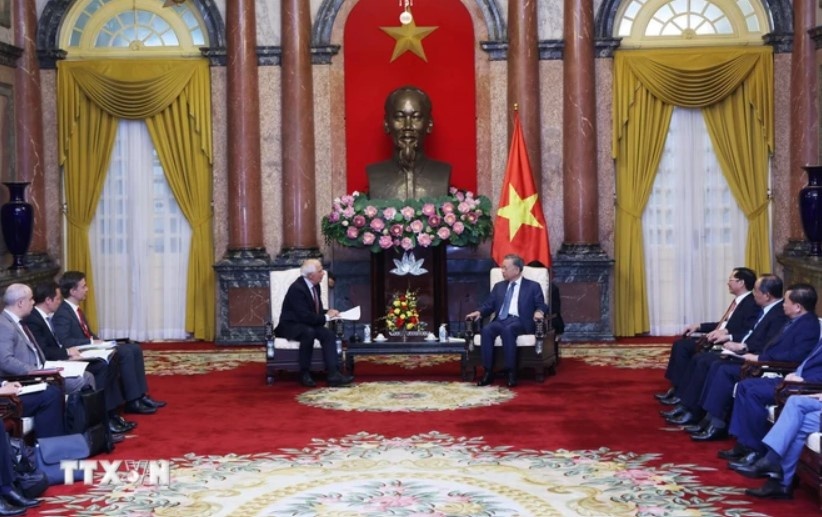 Chu tich nuoc To Lam anh 2