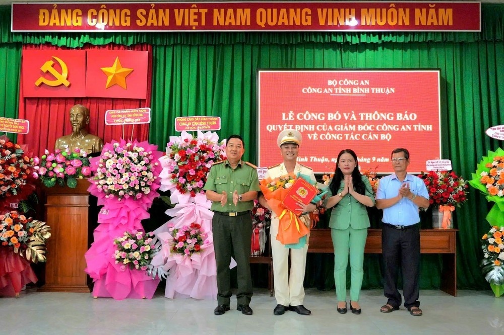 Dieu dong can bo anh 2