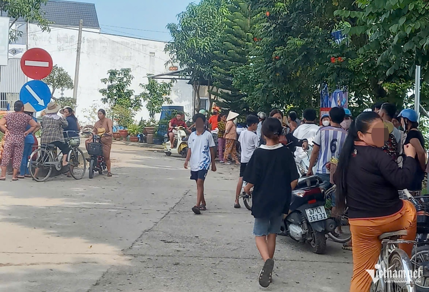 Danh hoi dong lot do anh 1