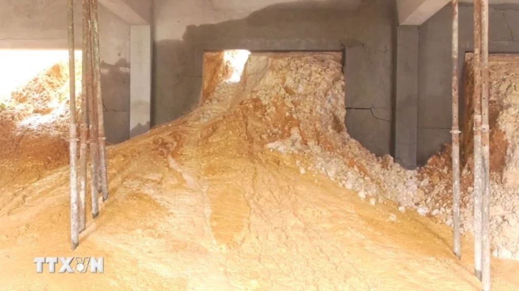 Thanh Hoa khan cap anh 1