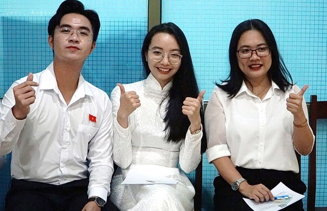 TP.HCM lam cach nao niu giu nhan tai? hinh anh