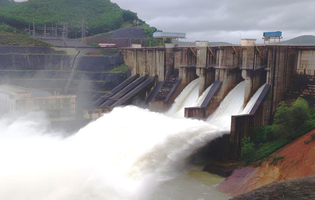 Phat lenh khan yeu cau thuy dien dong loat xa nuoc hinh anh