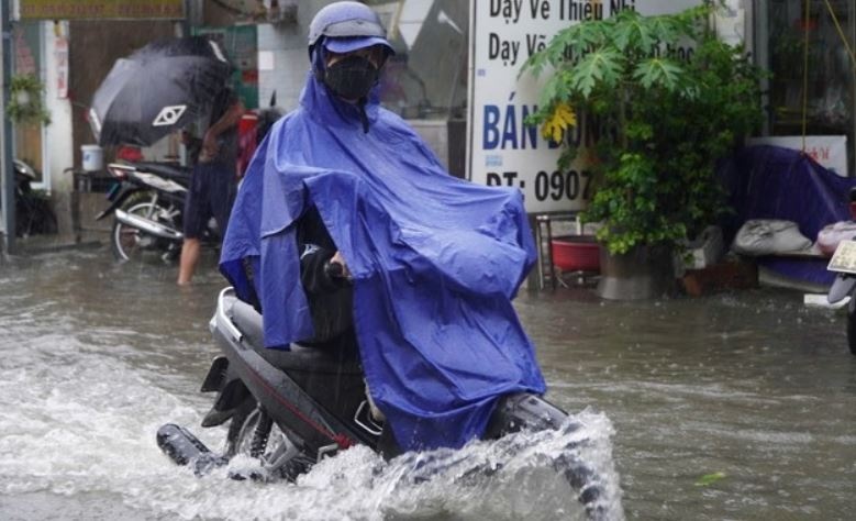 Nam Bo, Tay Nguyen co mua rat to hinh anh