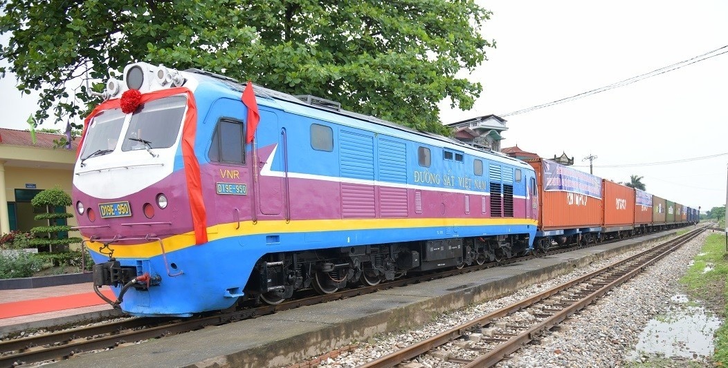 Gan 184.000 ty dong lam duong sat Lao Cai-Ha Noi-Hai Phong-Quang Ninh hinh anh