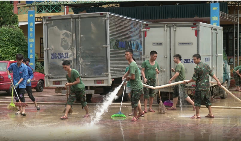 Thai Nguyen khac phuc hau qua mua lu hinh anh