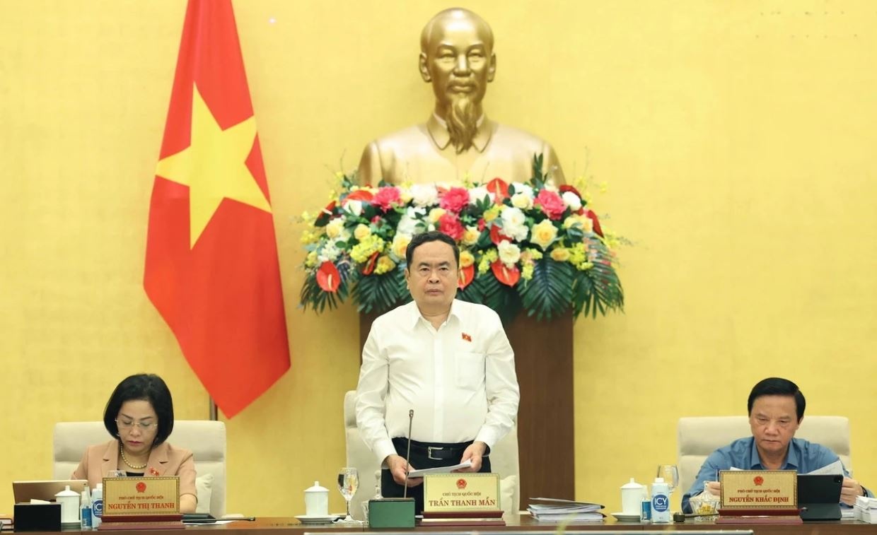 Chu tich Quoc hoi: Khong ne tranh van de nhay cam hinh anh