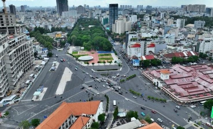 Cam xe nhieu tuyen duong trung tam TP.HCM hinh anh