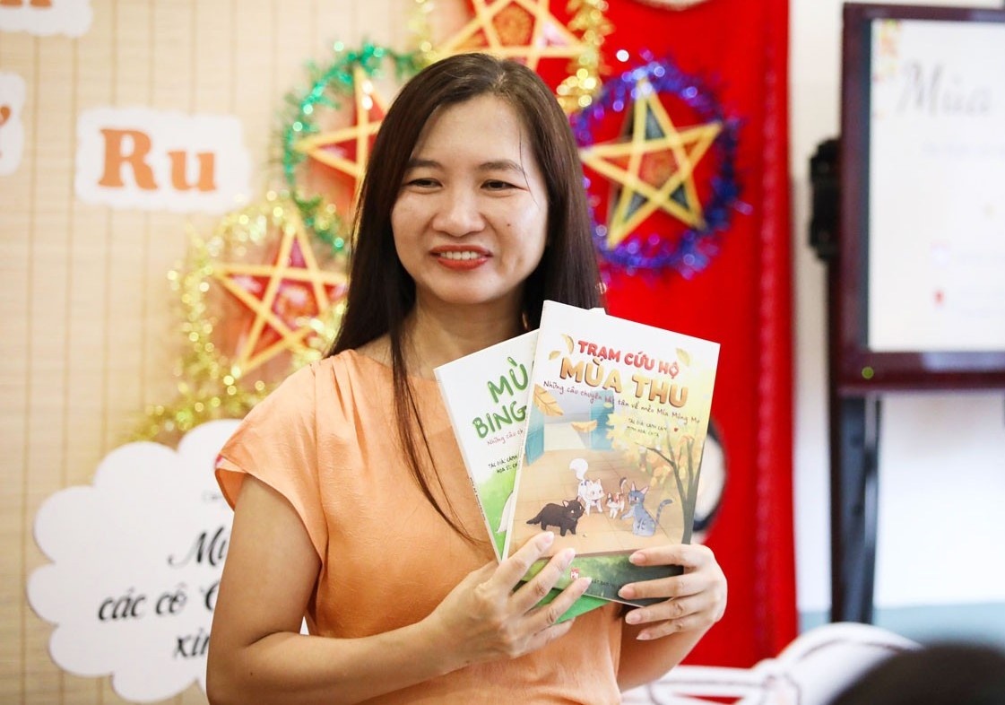 Tien si Dieu Lan Phuong: 'Viet sach cho thieu nhi thuc su kho' hinh anh