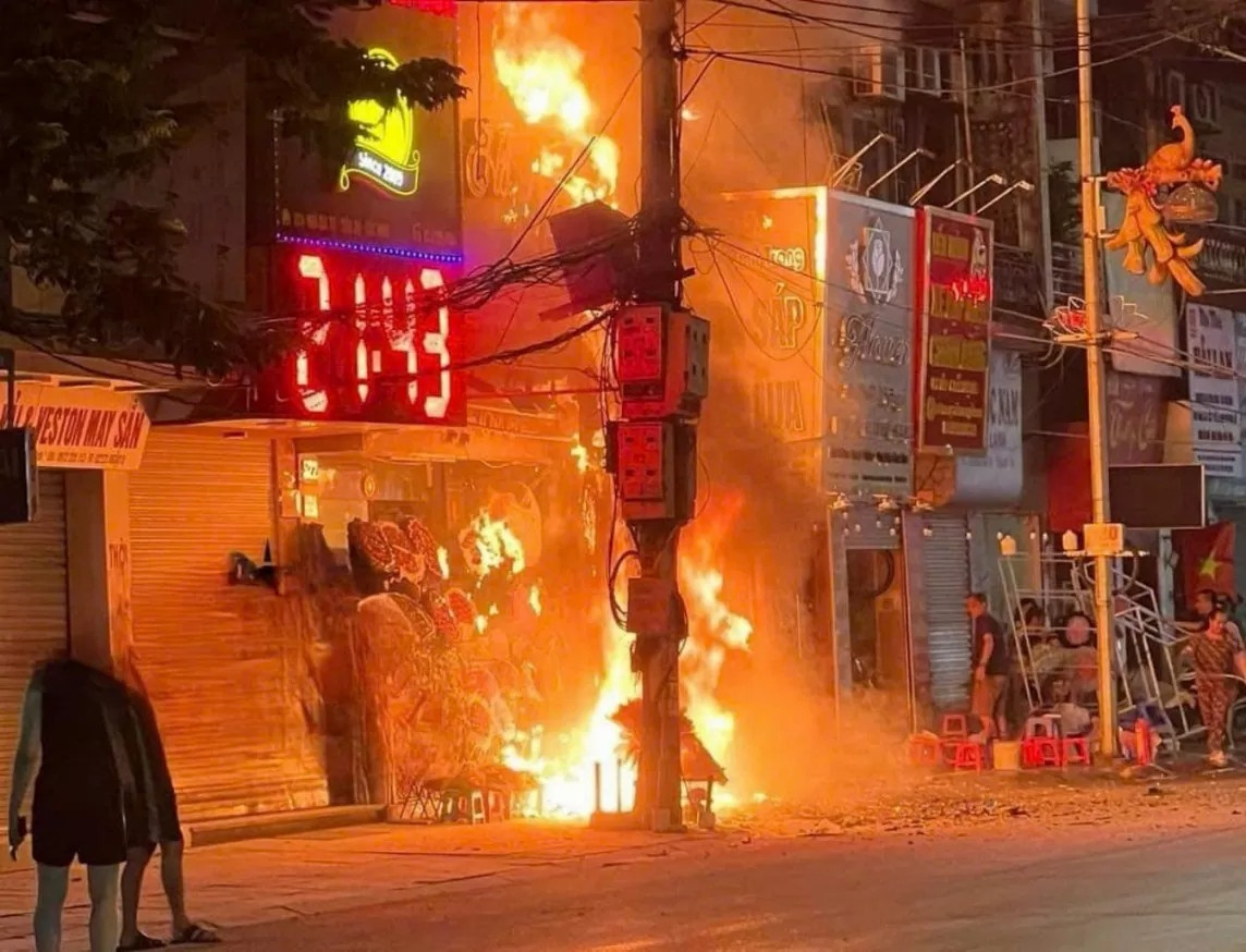 Chay du doi tai nha 5 tang o Bac Ninh hinh anh