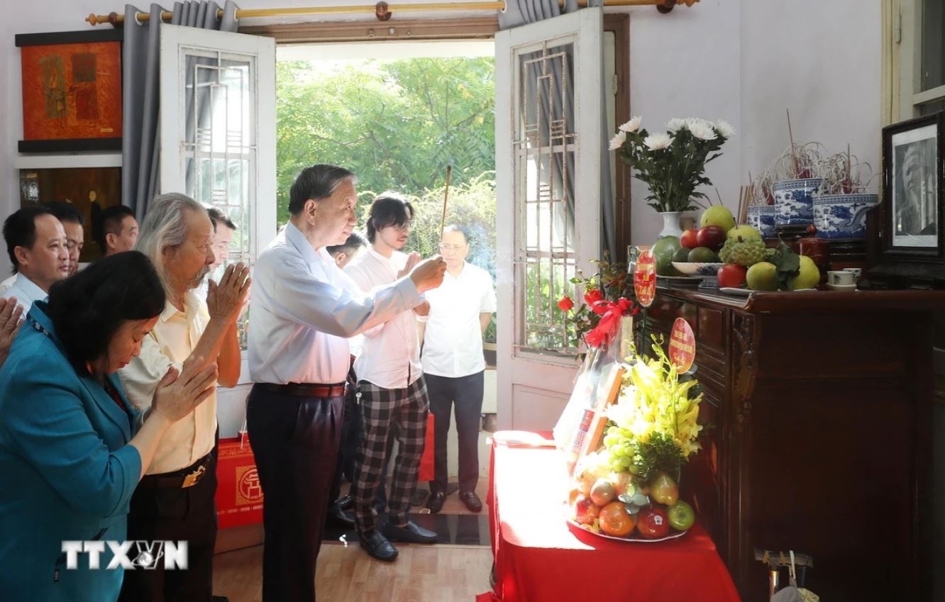 Tong Bi thu To Lam anh 1