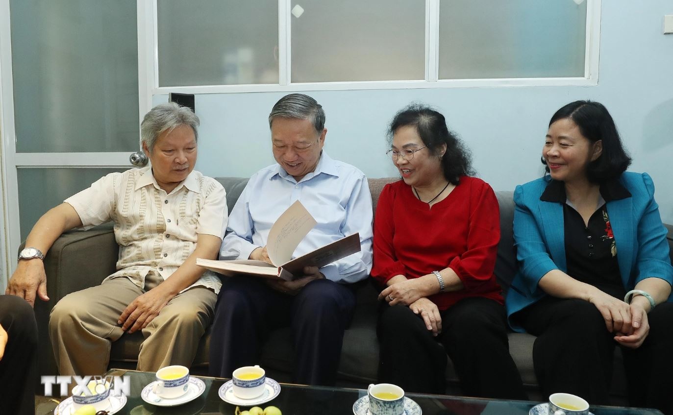 Tong Bi thu To Lam anh 2