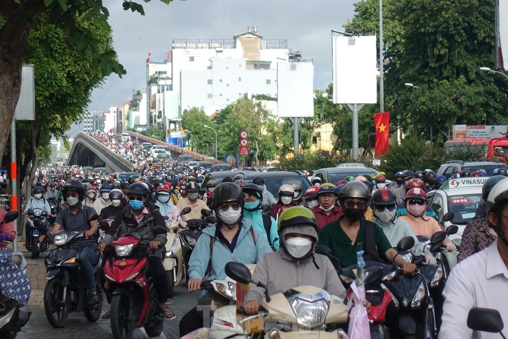 Diem nong giao thong TP.HCM anh 1