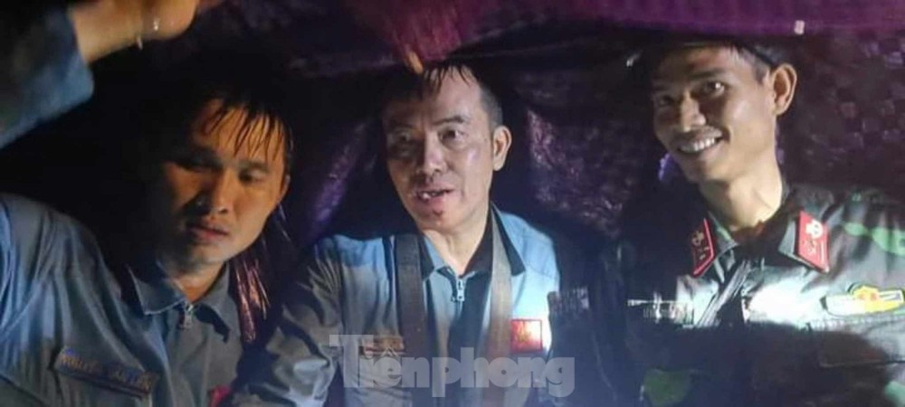 Roi may bay Yak-130 anh 1