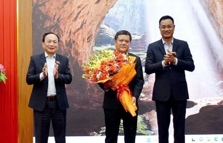 Ong Tran Phong duoc bau giu chuc Pho Bi thu Tinh uy Quang Binh hinh anh