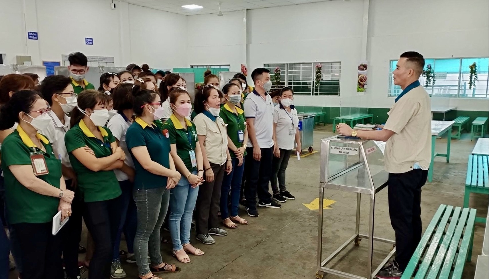 Mot cong ty o Dong Nai chi 500 ty dong thuong Tet 36.000 lao dong hinh anh