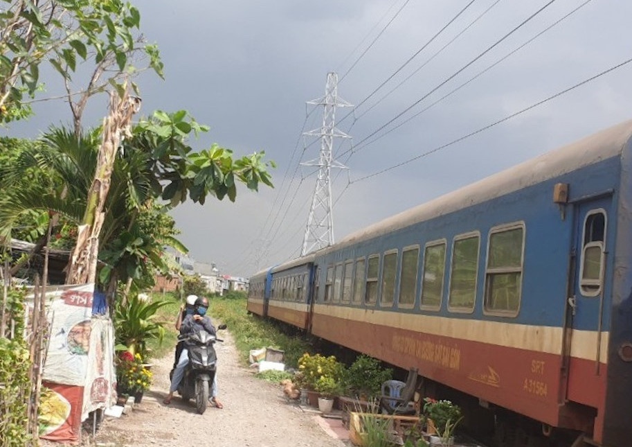 Tham dinh du an duong sat Thu Thiem - Long Thanh toc do 120 km/h hinh anh