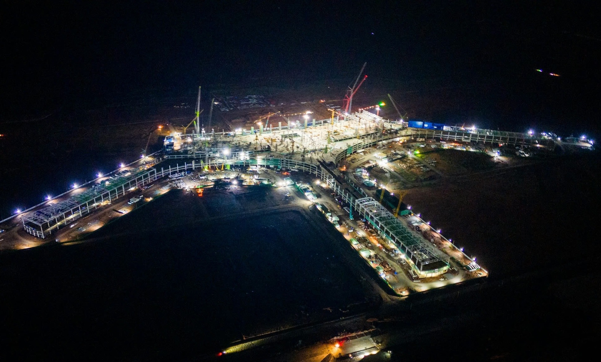 Lui thoi gian hoan thanh san bay Long Thanh den cuoi 2026 la can thiet hinh anh