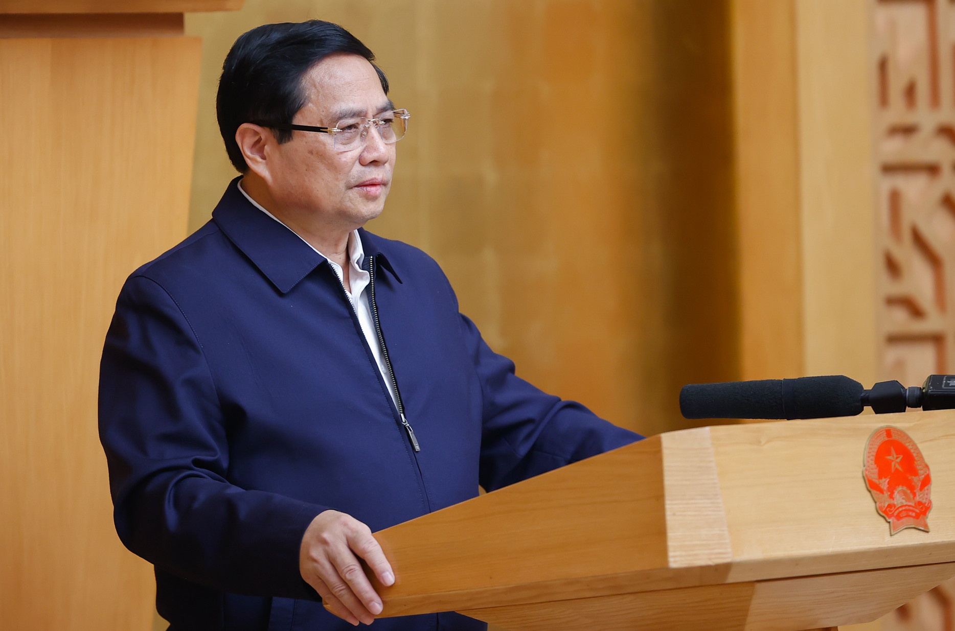 Ai lam tot nhat thi giao nguoi do, tranh om dom qua nhieu viec cu the hinh anh