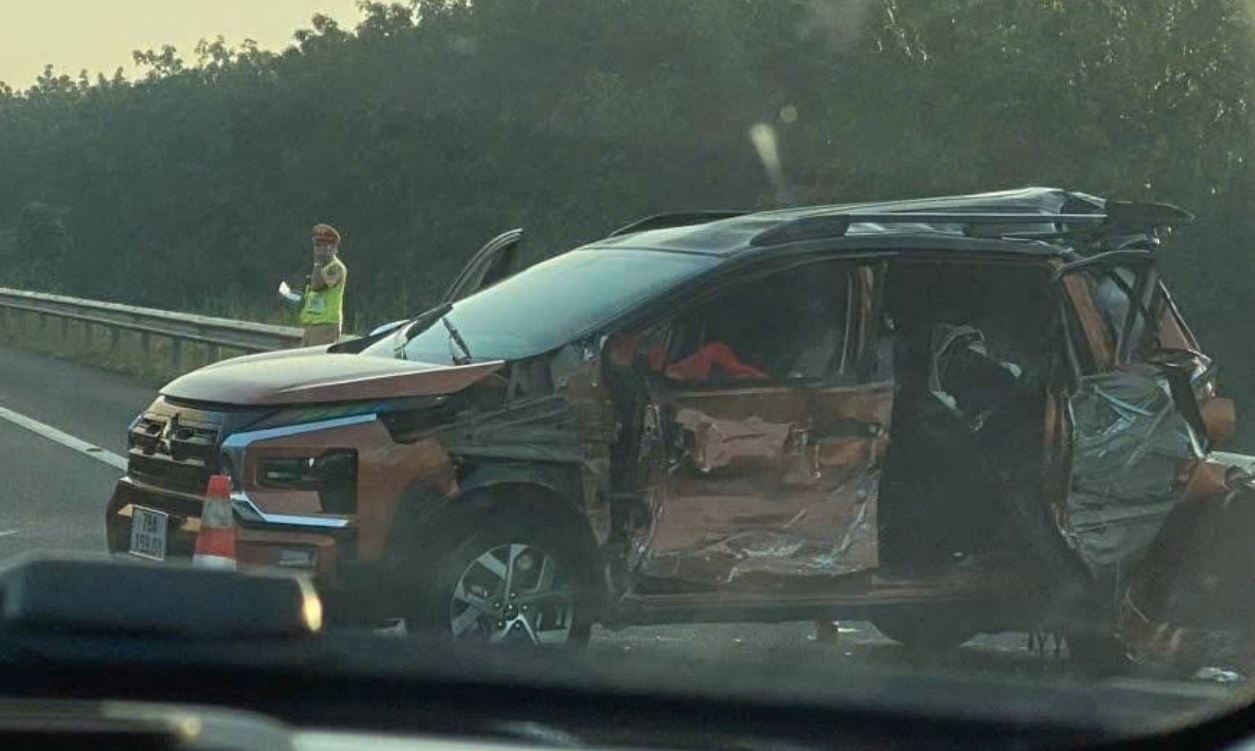 Un tac hon 10 km tren cao toc TP.HCM - Long Thanh - Dau Giay hinh anh