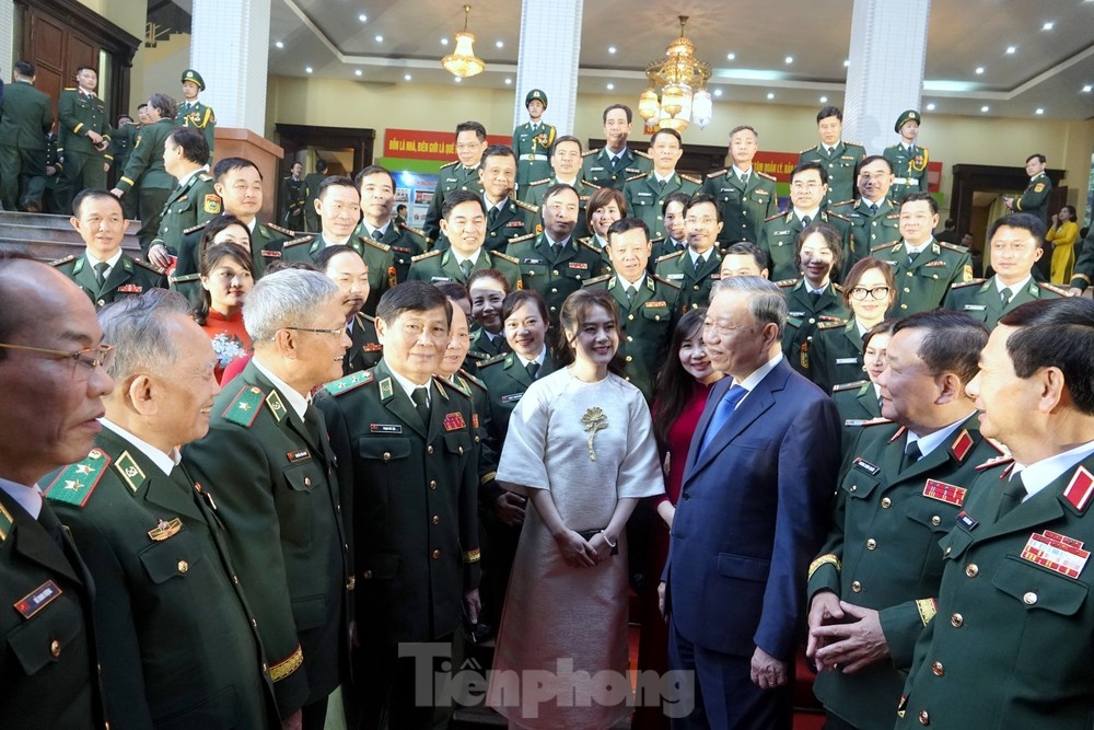 Bo doi Bien phong anh 4