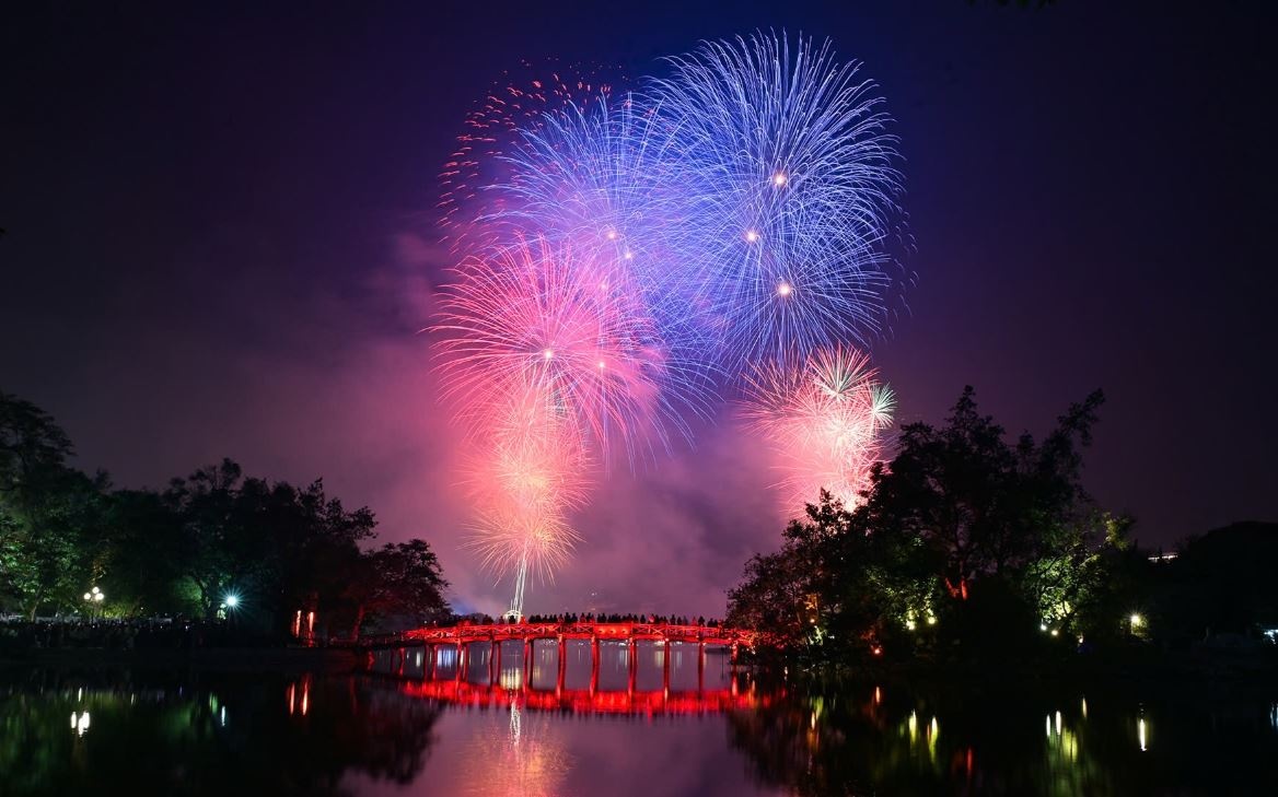 Chi tiet 30 diem ban phao hoa Tet Nguyen dan 2025 tai Ha Noi hinh anh