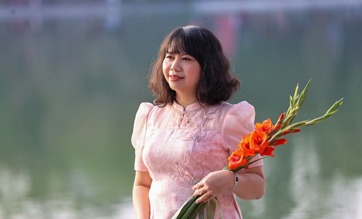 TP.HCM mat me, Ha Noi giam ret va co mua hinh anh