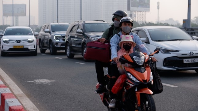 TP.HCM se lanh nhung ngay giap Tet hinh anh