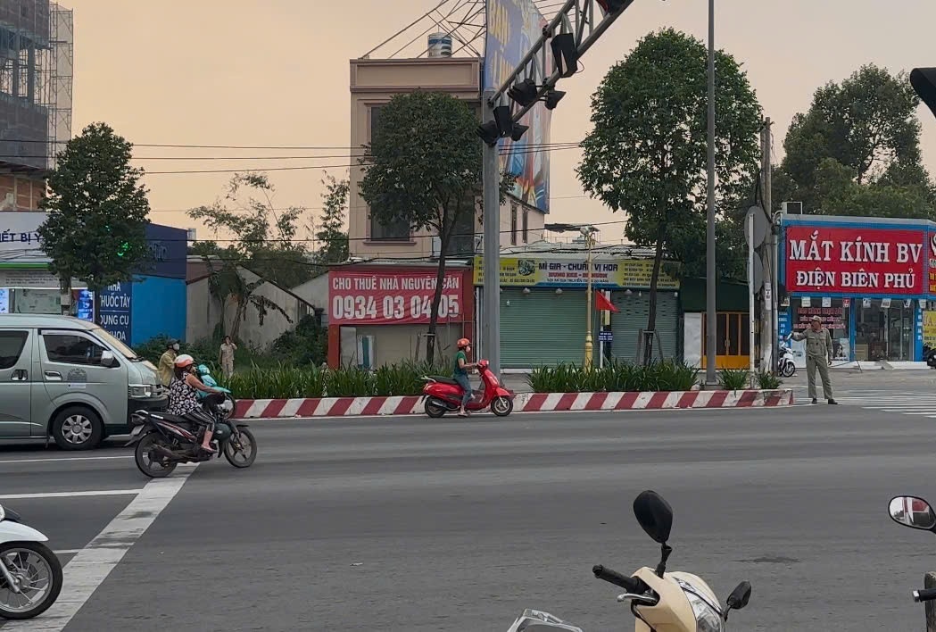 CSGT Binh Duong anh 2