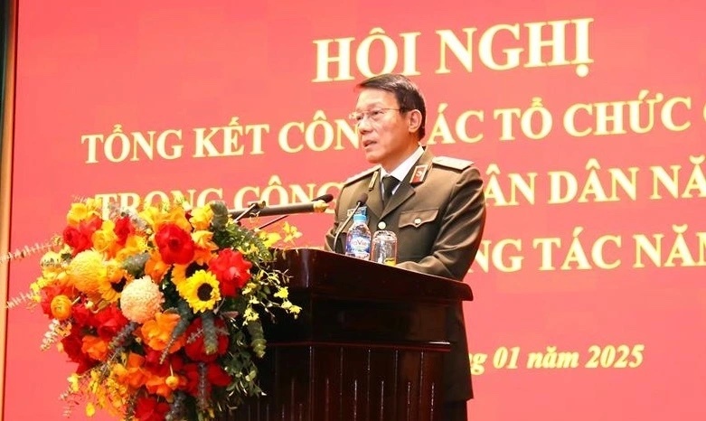 Bo truong Cong an yeu cau sap xep, tinh gon bo may cong an cac cap hinh anh