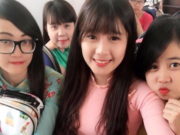 Co giao thuc tap tai Vung Tau tre nhu hoc sinh cap hai hinh anh