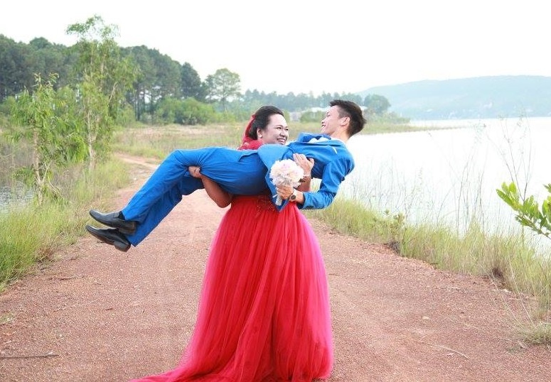 anh cuoi co dau hon chu re 30 kg anh 1