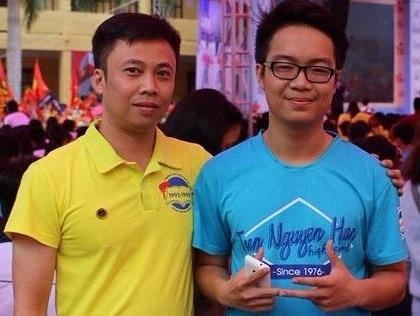 Gap nam sinh lam vo guong oto va de lai loi xin loi hinh anh
