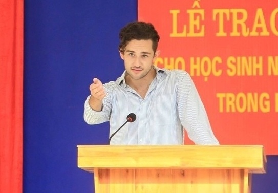 thay giao soai ca noi tieng mang anh 1