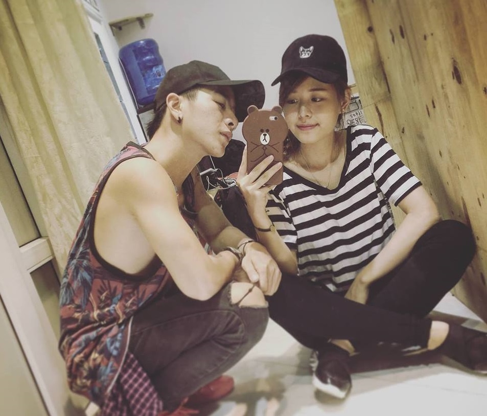 cặp đôi vừa nhảy vừa nấu ăn ảnh 1 cap doi vua nhay vua nau an anh 1