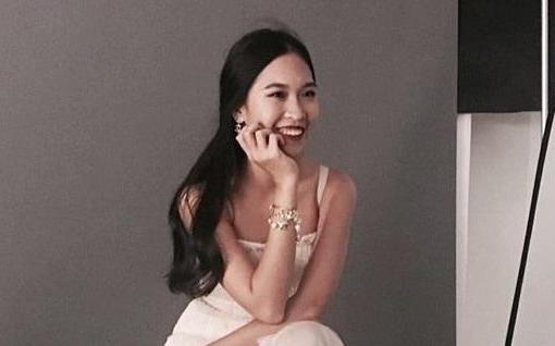 Co gai Viet duoc moi toi su kien danh gia bac nhat the gioi hinh anh