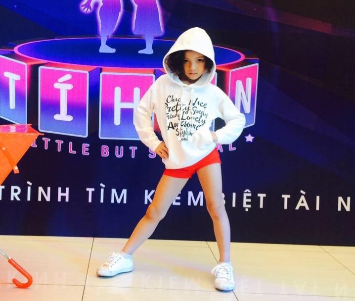 bé gái nhảy hip hop điêu luyện ảnh 1 be gai nhay hip hop dieu luyen anh 1