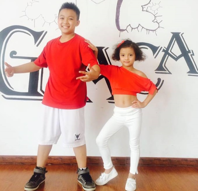 bé gái nhảy hip hop điêu luyện ảnh 2 be gai nhay hip hop dieu luyen anh 2
