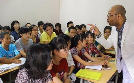 'Song thu cung Tay' hoc tieng Anh mien phi hinh anh